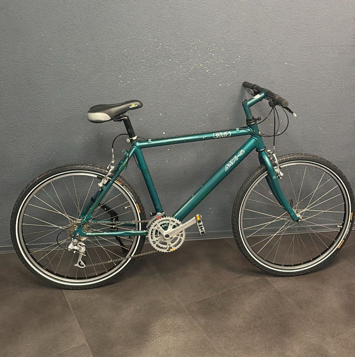 Tweedehands M-Bikes Mountainbike 21v Blauw - €249